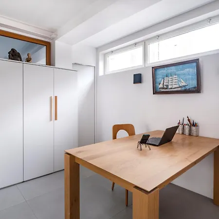 Eiffel Tower Penthouse Apartment Paris